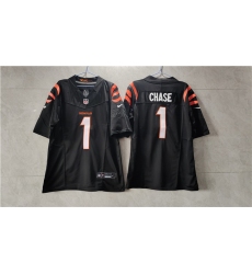 Men Cincinnati Bengals 1 Ja 27Marr Chase Black 2023 F U S E  Vapor Untouchable Limited Stitched Jersey
