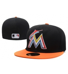 Milwaukee Brewers Fitted Cap 001.jpg