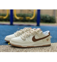 NIKE DUNK LOW NEXT NATURE DD1873 200