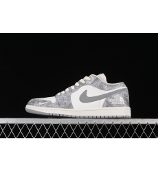 AIR JORDAN 1 LOW WHITE GREY