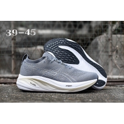 Asics Mens running shoes 020