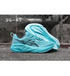 Asics Mens running shoes 050